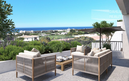 LUXUSNÝ APARTMÁN CYPRUS - PAPHOS, novostavba 2 izbový zariadený s parkovaním a bazénom