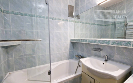 Predaj 3 izbový byt plus 2 x veľká loggia výborná dispozícia, 82 m2, Ružinov pri RETRE - Muškátová