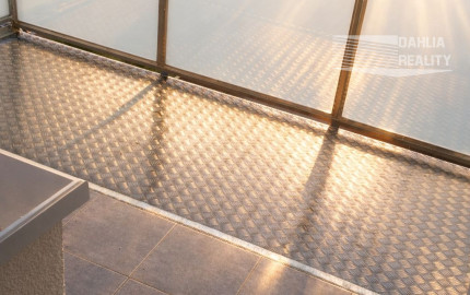 Predaj 3 izbový byt plus 2 x veľká loggia výborná dispozícia, 82 m2, Ružinov pri RETRE - Muškátová