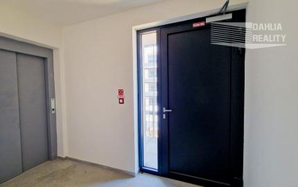 Predaj novostavba 2 izbový byt s balkónom 61 m2 + parkovacie státie v projekte ALTUM Bratislava