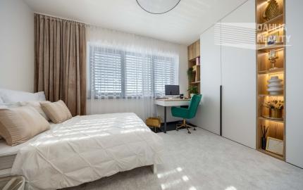 Predaj novostavba rodinný dom s parkovaním a so záhradou 150 m2 v Šenkviciach s výhľadom na Malé Karpaty