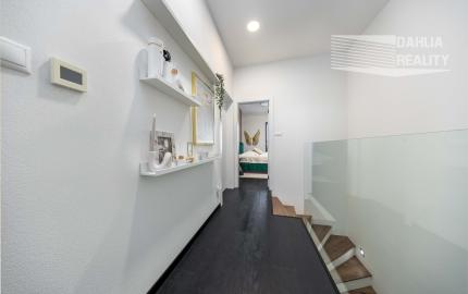 Predaj novostavba rodinný dom s parkovaním a so záhradou 150 m2 v Šenkviciach s výhľadom na Malé Karpaty