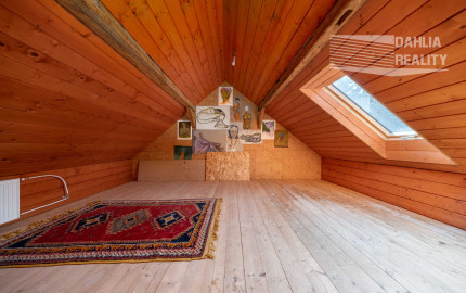 Predaj vidiecky rodinný dom  po rekonštrukcii s bazénom, garážou a pozemkom 800 m2 Vištuk