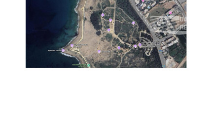 PENTHOUSE V PROJEKTE VASILEON CYPRUS - PAFOS s vlastným bazénom na streche v lokalite 200 m od mora - TOP BÝVANIE!