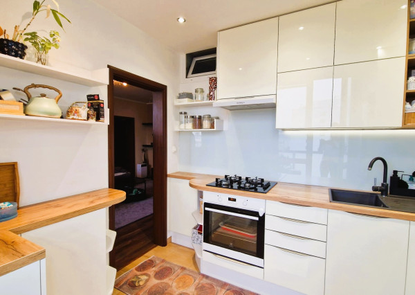 Predaj 3 izbový byt plus 2 x veľká loggia výborná dispozícia, 82 m2, Ružinov pri RETRE - Muškátová