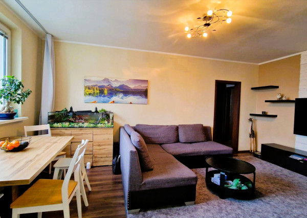 Predaj 3 izbový byt plus 2 x veľká loggia výborná dispozícia, 82 m2, Ružinov pri RETRE - Muškátová