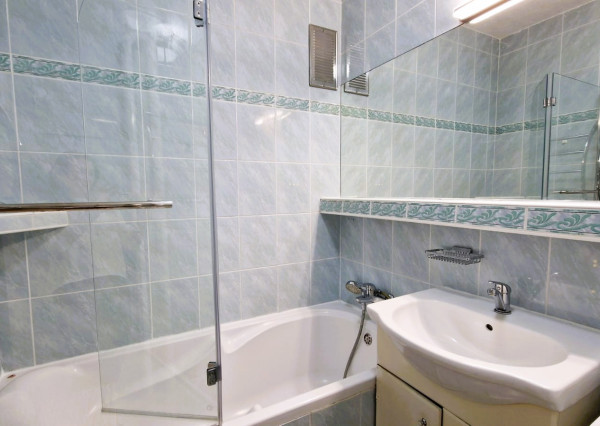 Predaj 3 izbový byt plus 2 x veľká loggia výborná dispozícia, 82 m2, Ružinov pri RETRE - Muškátová