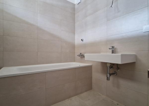 Predaj novostavba 2 izbový byt s balkónom 61 m2 + parkovacie státie v projekte ALTUM Bratislava