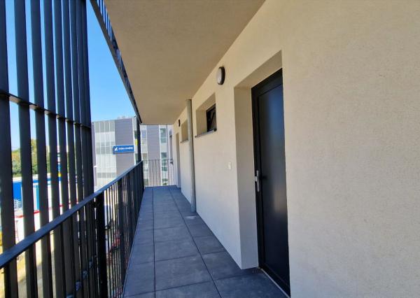 Predaj novostavba 2 izbový byt s balkónom 61 m2 + parkovacie státie v projekte ALTUM Bratislava