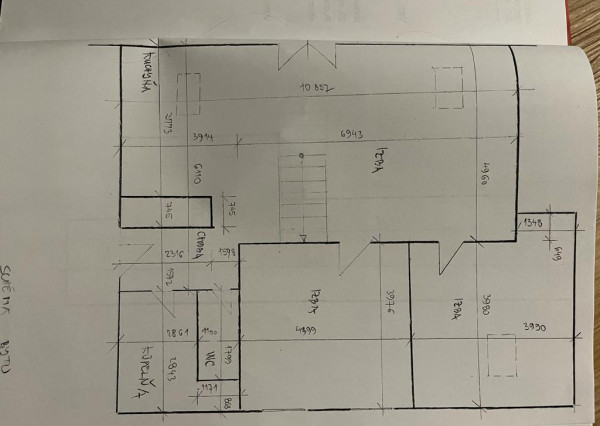 Predaj 4 izbový mezonetový byt s krbom a balkónom 120 m2 v Pezinku širšie centrum